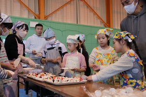 途別小学校「もちつき集会」の様子 その4