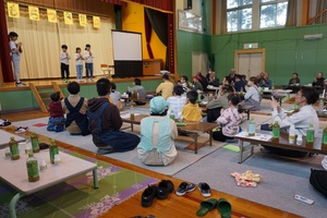 途別小学校「もちつき集会」の様子 その2