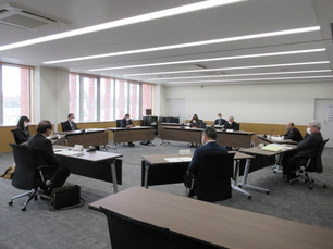 総務文教常任委員会 地域おこし協力隊員との意見交換会（役場3階会議室）