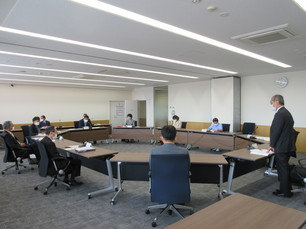 産業建設常任委員会　幕別町商工会との意見交換会（役場3階会議室）